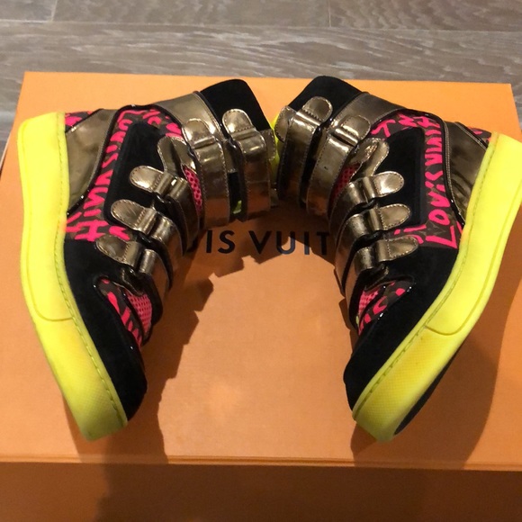 Louis Vuitton graffiti sneakers - Picture 7 of 16